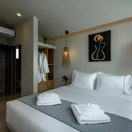 Kudos Firostefani Fira (Santorini)