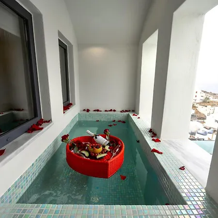 Kudos Firostefani 4*