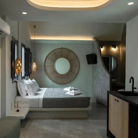 Kudos Firostefani Aparthotel