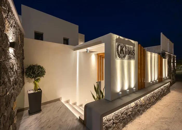 Hotel apartamentowy Kudos Firostefani 4*