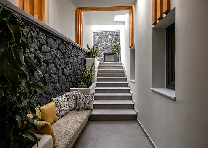 Kudos Firostefani 4*