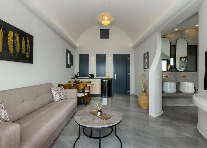 Kudos Firostefani 公寓式酒店