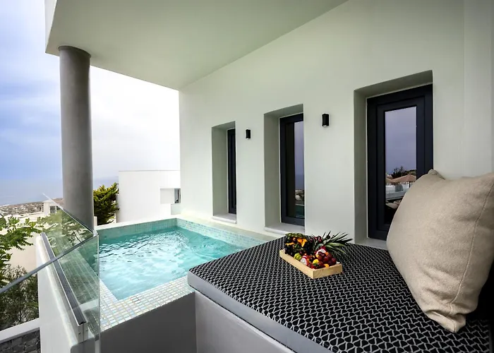 Kudos Firostefani 费拉