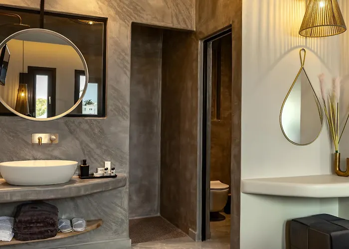 Kudos Firostefani Fira (Santorini)