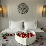 Hotel apartamentowy Kudos Firostefani 4*