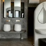 Kudos Firostefani Fira (Santorini)