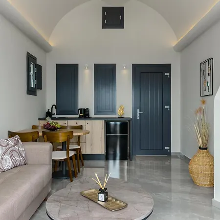 Kudos Firostefani 4* Fira (Santorini)