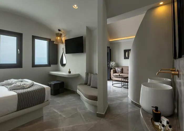 Kudos Firostefani 4* Fira (Santorini)