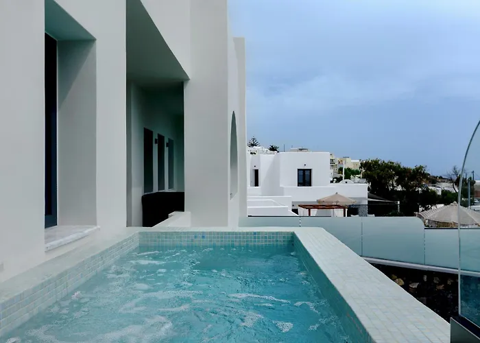 Kudos Firostefani 4* Fira (Santorini)