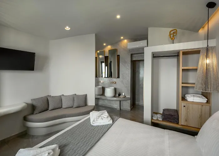 Kudos Firostefani 4* Fira (Santorini)