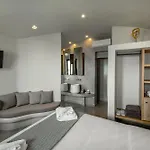 Kudos Firostefani 4* Fira (Santorini)