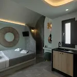 Aparthotel Kudos Firostefani 4*