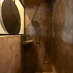 Kudos Firostefani 公寓式酒店 费拉