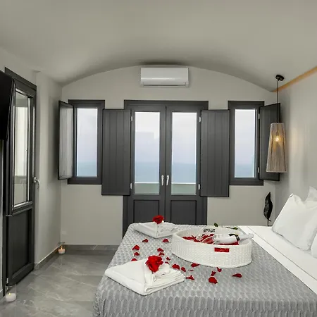 아파트호텔 Kudos Firostefani 산토리니