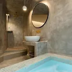 Kudos Firostefani Aparthotel 4*