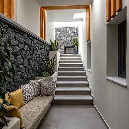 Kudos Firostefani 4*